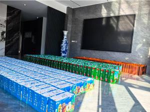 一份中秋禮，傳遞公司愛(ài)。